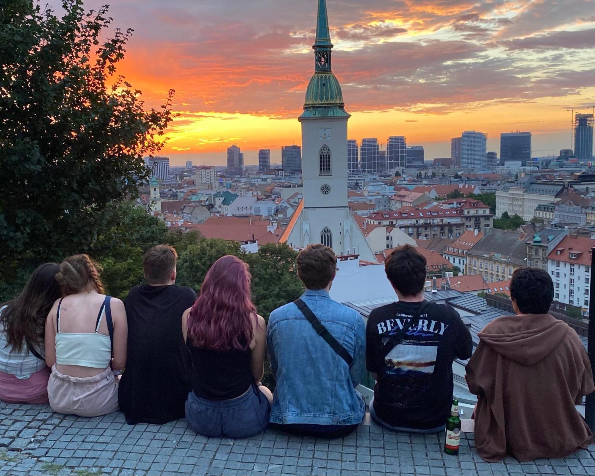 Urban Elephants Hostel Братислава Екстериор снимка